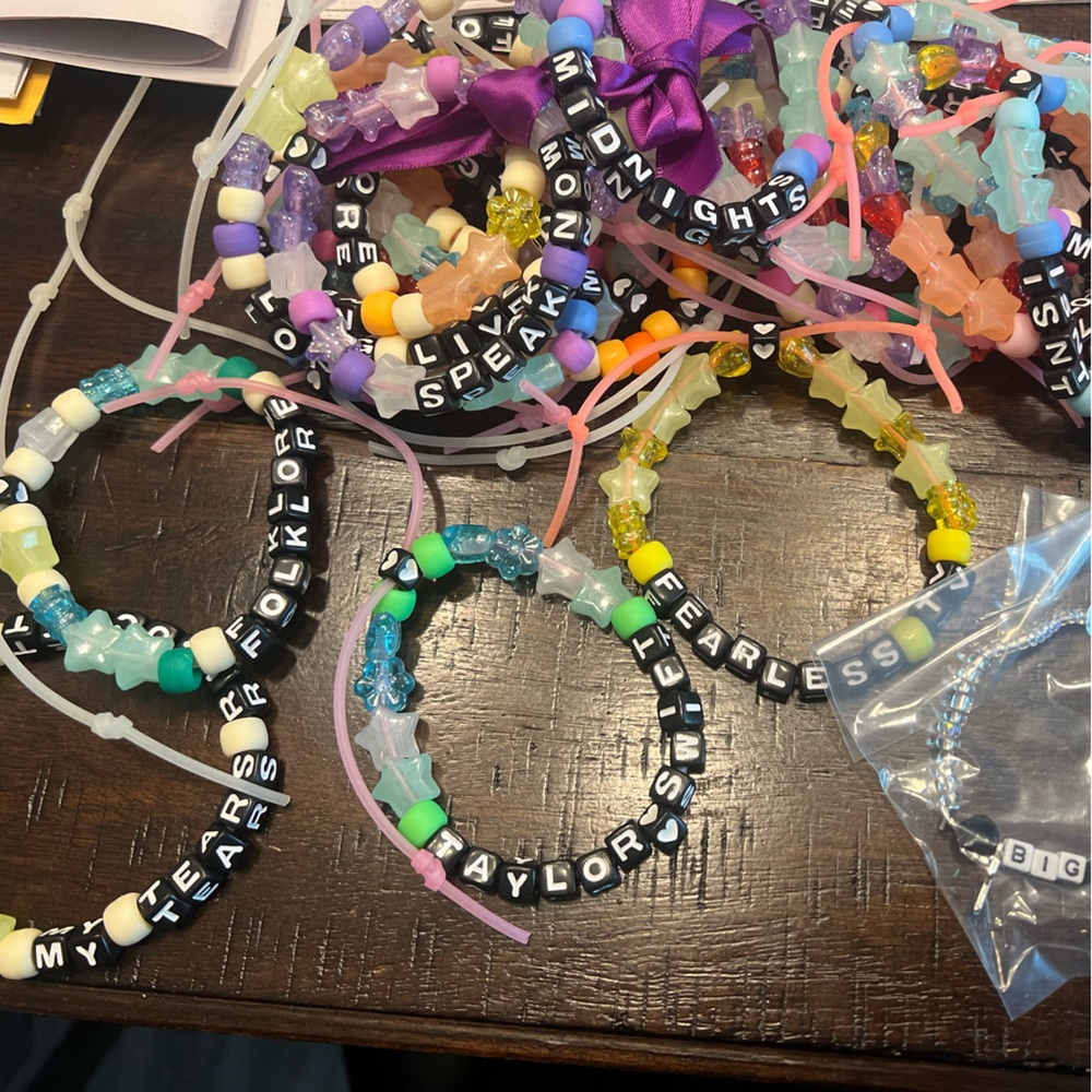 (10 pack, adjustable) Taylor Swift Eras Tour Friendship Bracelets - Picture 1 of 16